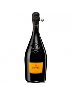 CHAMPAGNE VEUVE CLICQUOT...